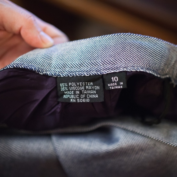 Anne Klein RN 50610-Vintage Pleated Grey Skirt-Mid Length-Size 10 - Picture 2 of 3